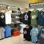 Pop-up shop Freestanding display for clothing